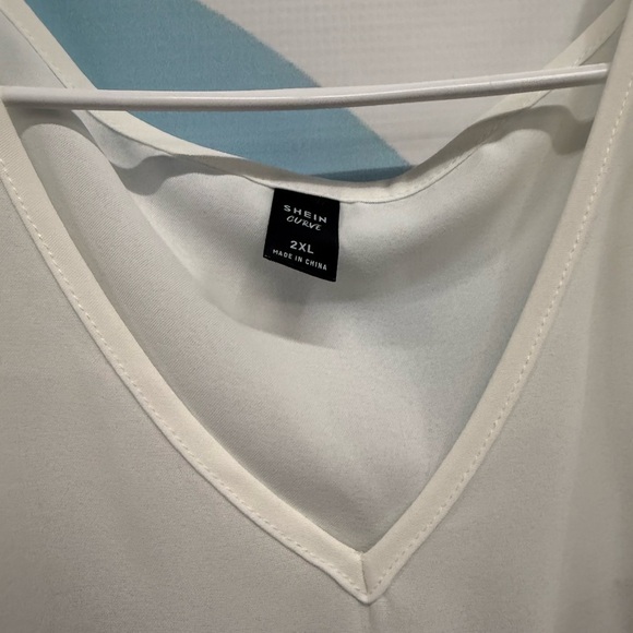 SHEIN. Women’s blouse - Picture 2 of 3